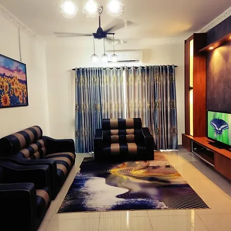 Ezhomestay Platinum Near Cyberjaya Putrajaya Klia Kampung Dengkil Exterior photo