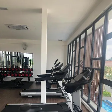 Ezhomestay Platinum Near Cyberjaya Putrajaya Klia Kampung Dengkil Exterior photo