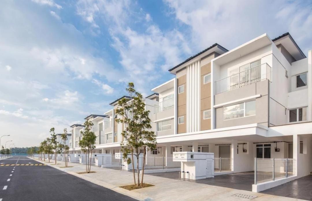 Holiday home Ezhomestay Platinum Near Cyberjaya Putrajaya Klia *